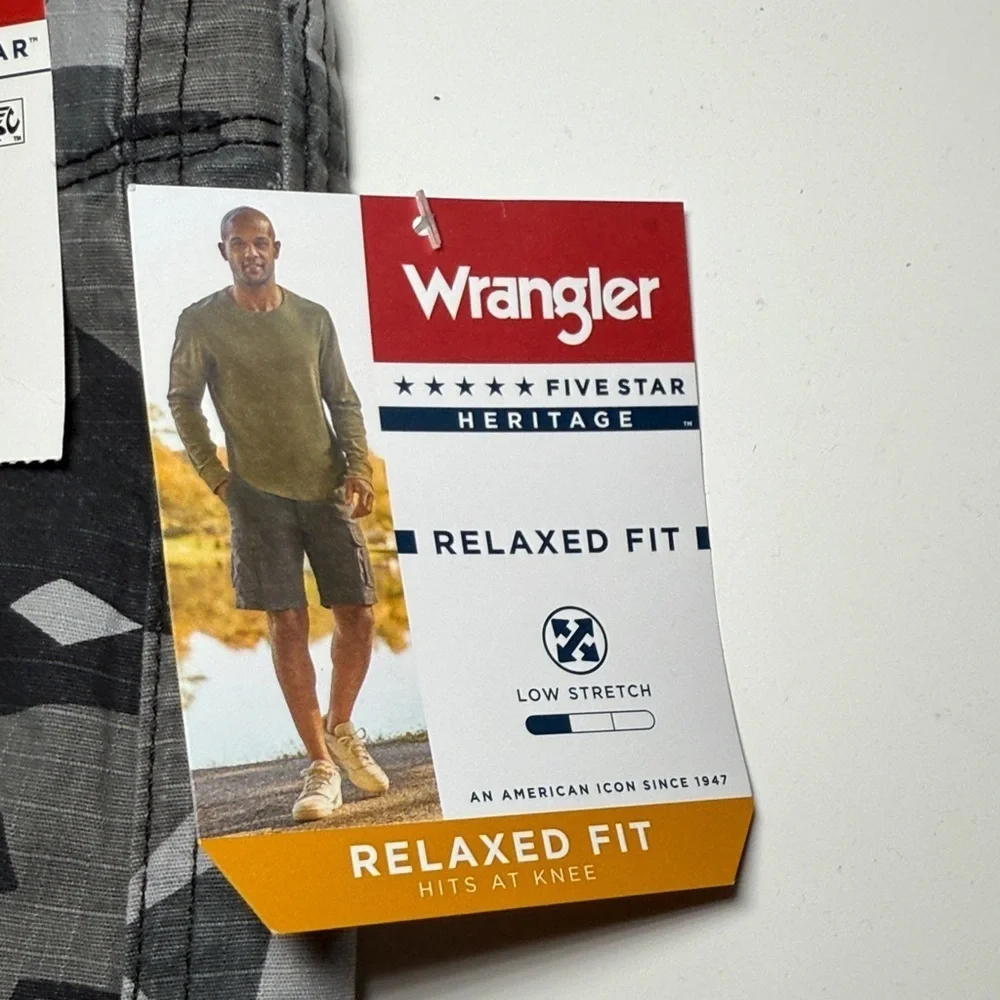 Wrangler Men's Camouflage Stretch Cargo Shorts Black Gray White Camo Relaxed Fit